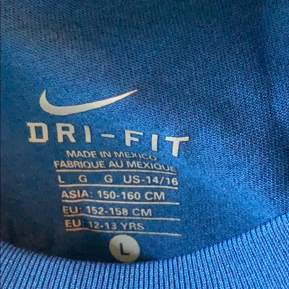 Nike long-sleeve shirt - Picture 3 of 4